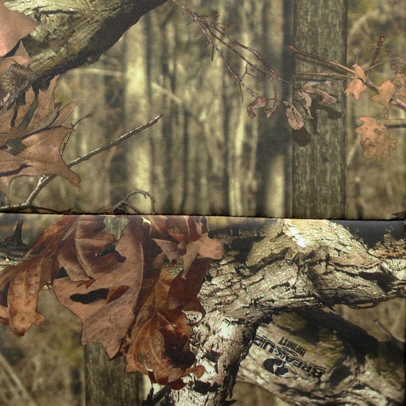 Mossy Oak Break-Up Infinity fabric close-up