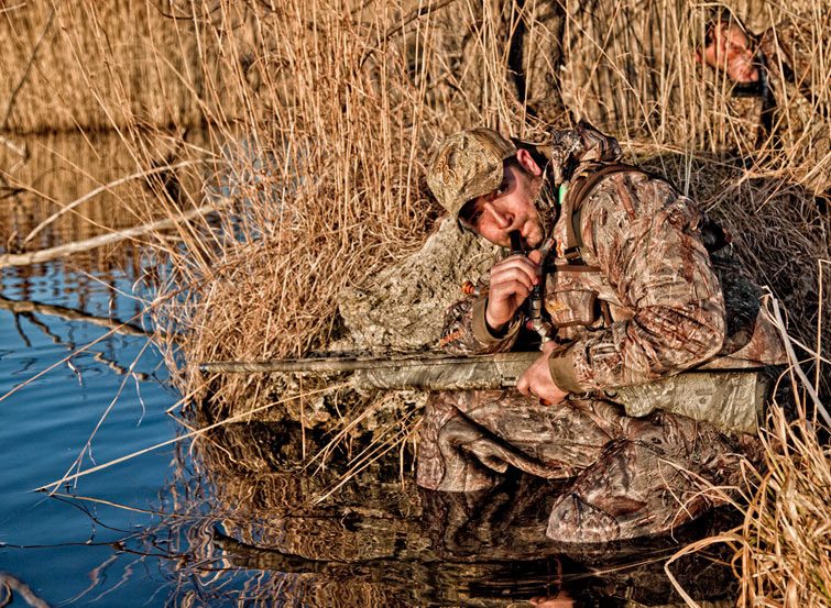 Mossy Oak Duck Blind in action