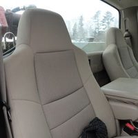 2000 excursion seat leather