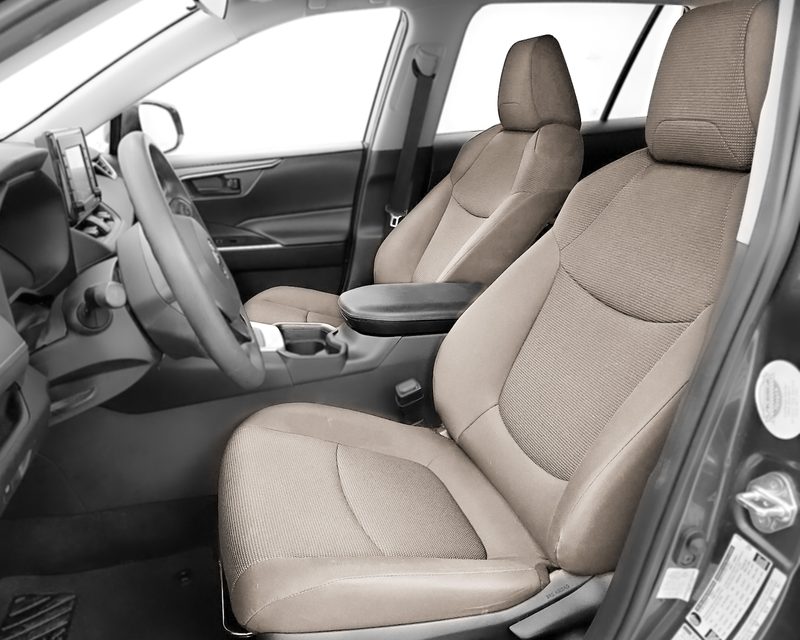 Toyota RAV4 front 50/50 bucket seats