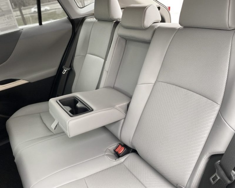 Toyota Venza rear seat 60/40 split backrest with folding armrest solid bottom